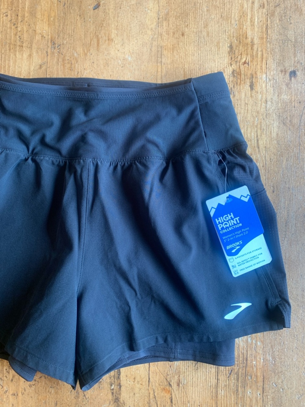 Brooks Black Women’s Athletic Running Shorts - Picture 15 of 16